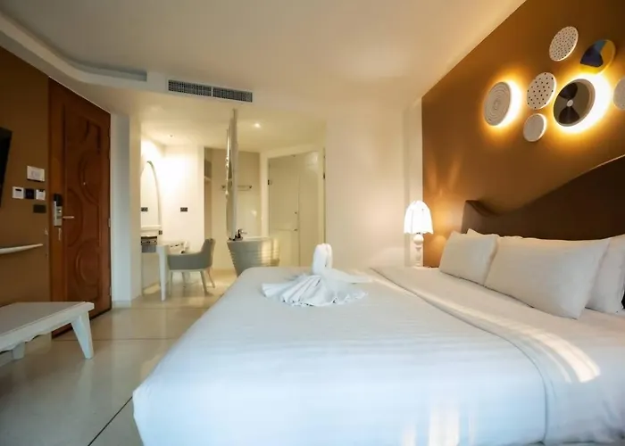 Rachabhura Hotel